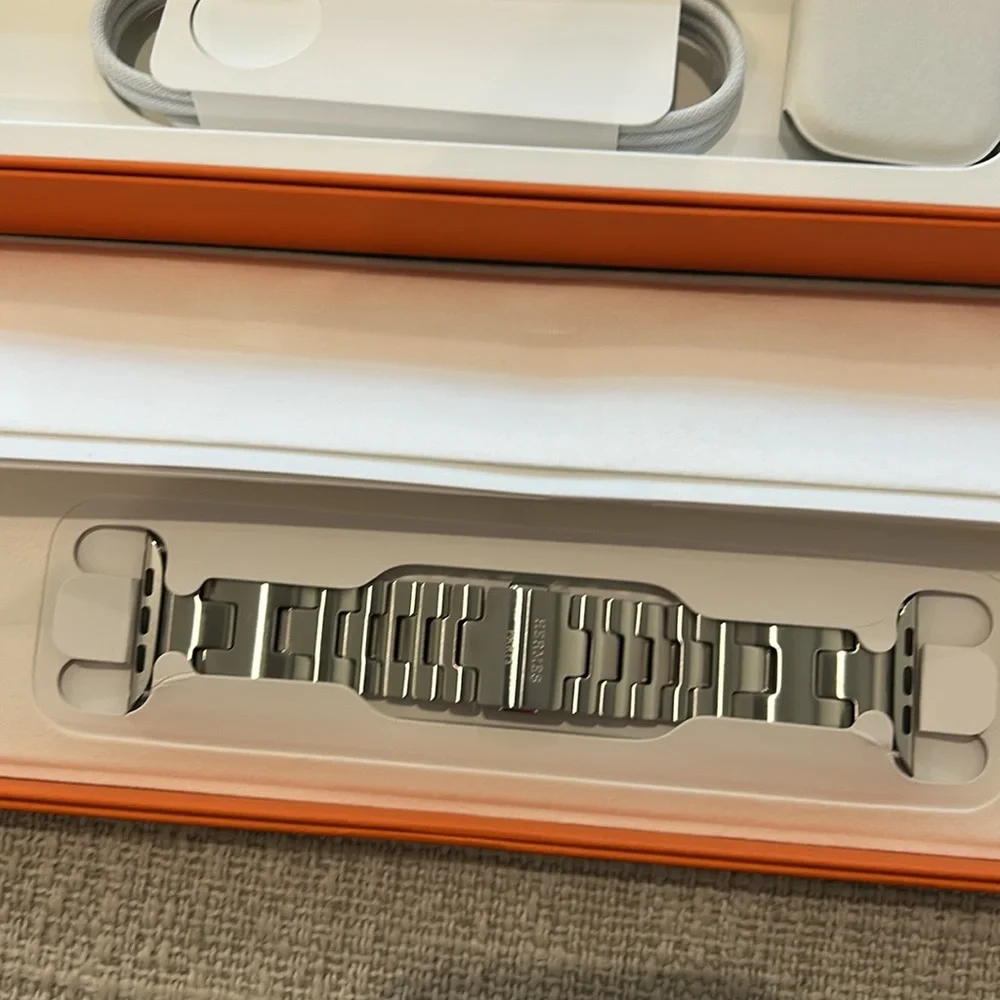 Brand new Hermes grand H steel apples watch 46MM series 11